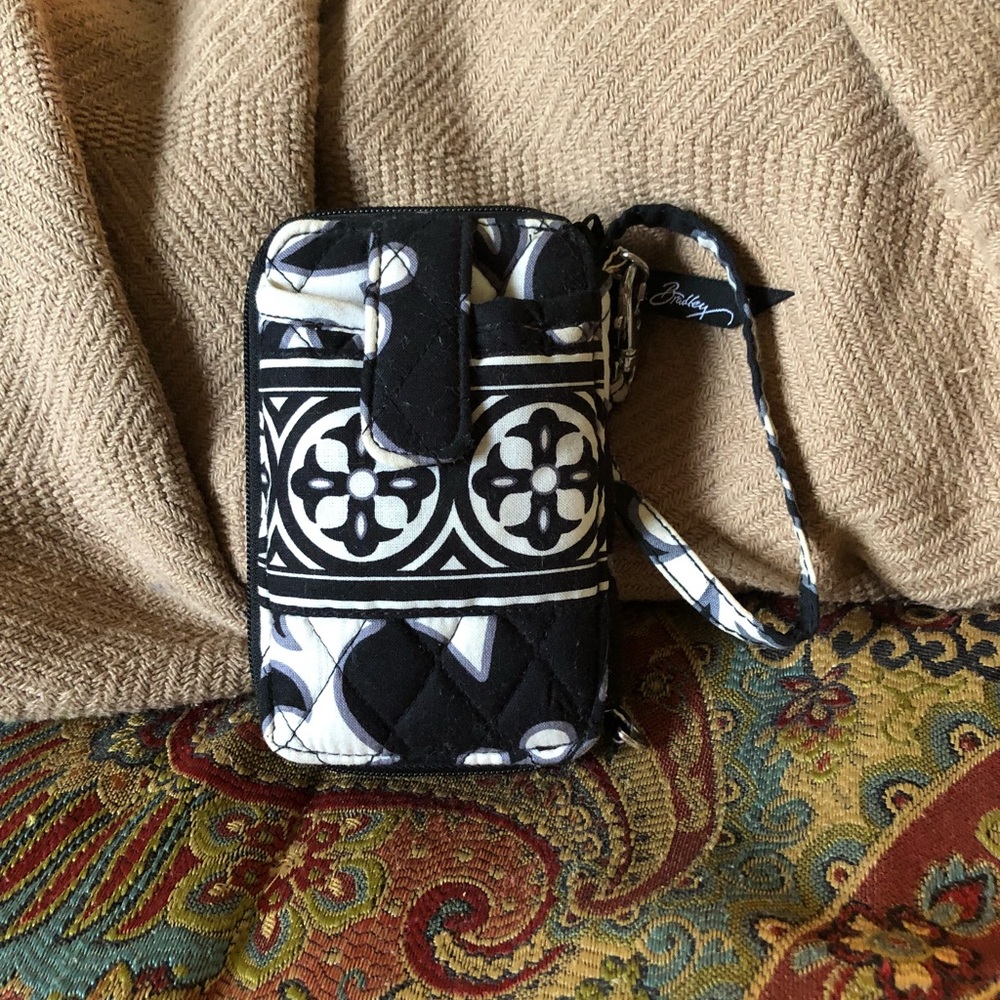 Discontinued Vera Bradley Wristlet in Night & Day
